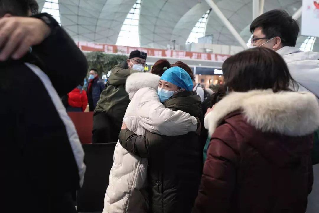 【你有多美】辽宁:137名“白衣战士”出征武汉!请你们一定平安归来!