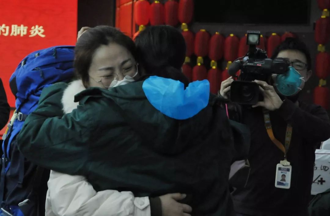 【你有多美】辽宁:137名“白衣战士”出征武汉!请你们一定平安归来!