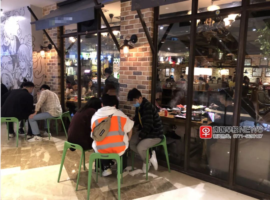 南宁餐厅排行_“遗失排行榜”出炉,南宁一酒店“捡”满三大箱......(2)