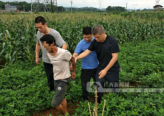 吸毒男子"蛇皮走位"躲追捕 最终体能不支束手就擒