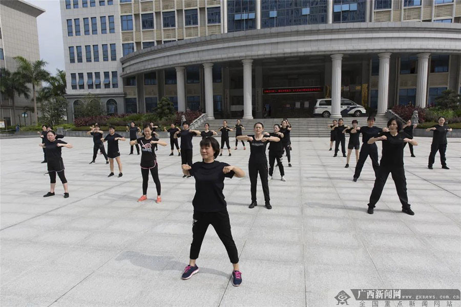 广西女子监狱岗位练兵图鉴