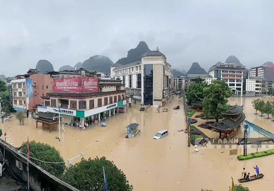 图为被洪水淹没的融水县城.广西新闻网通讯员 韦竹立 覃文敏 摄