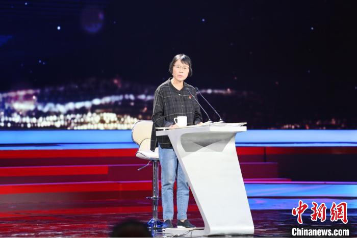 全国优秀教师张桂梅为师生上"开学第一课"