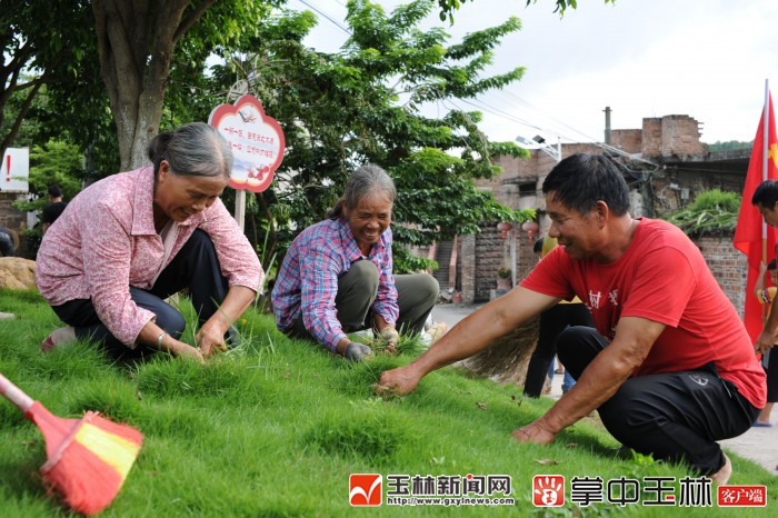 秀岭村人口_云南震中秀岭村:房屋倒塌,最年长老人心有余悸,但无一人伤亡(2)