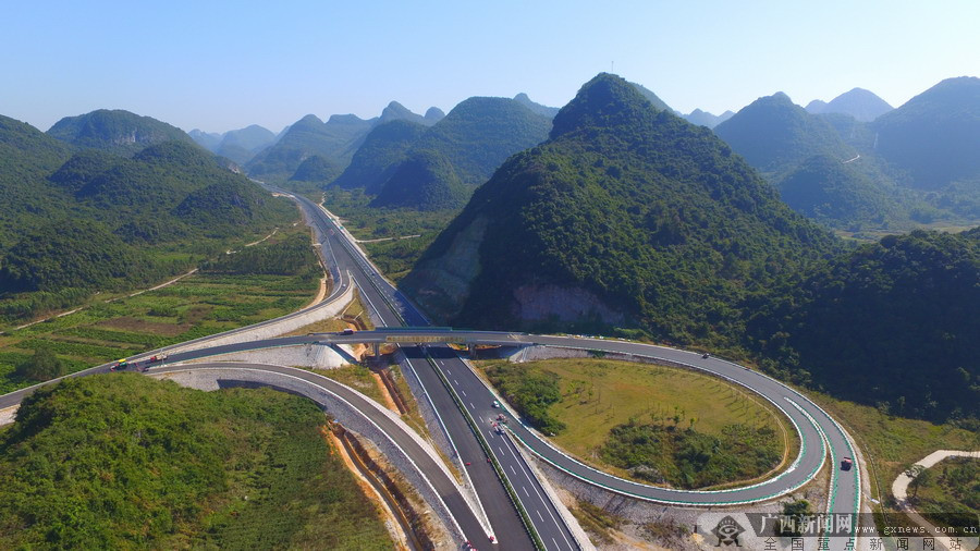 融水至河池高速公路罗城互通.广西新发展交通集团有限公司 供图