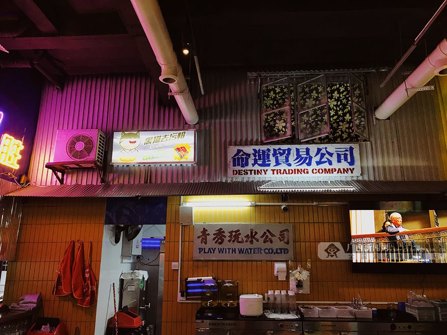 时髦又复古南宁港风店铺走红仿佛置身香港街头420