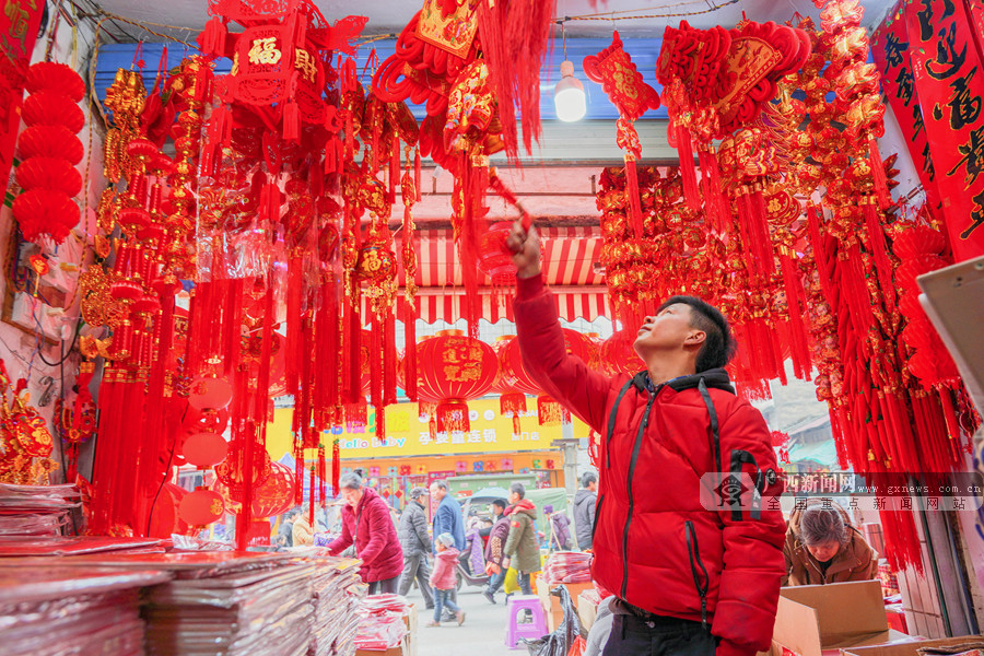 春节临近广西全州年货市场红红火火组图