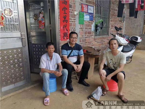 供图广西新闻网灵山4月29日讯(通讯员 李平)4月27日,灵山县旧州镇下起