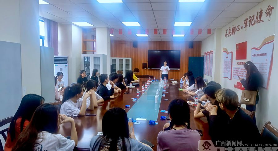 《打卡吧！年轻人》火热拍摄中 一起来打卡广西红色地标