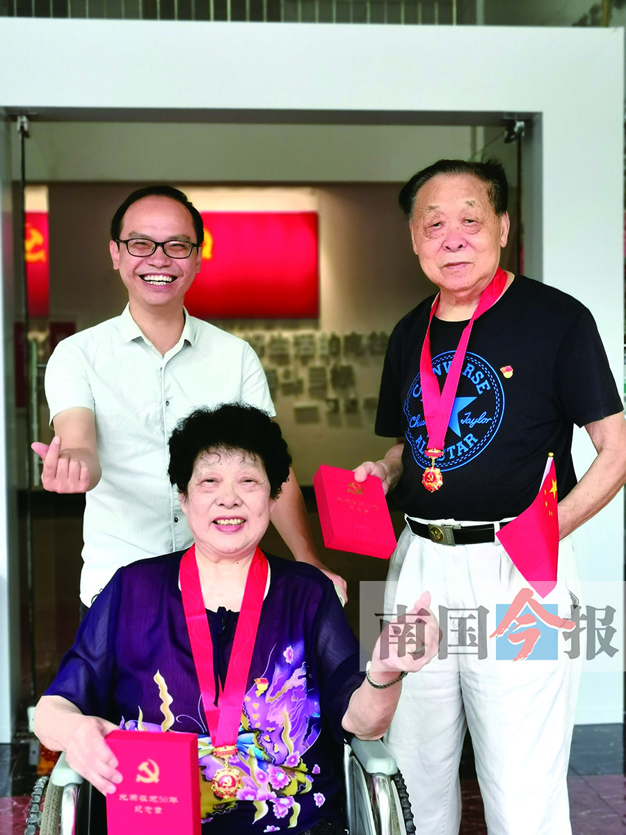 柳州1.6万余名老党员将获颁“光荣在党50年”纪念章
