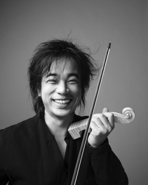 北京晚报11月08日 12:00如今的乐坛,林朝阳的名字代表着高产和优质