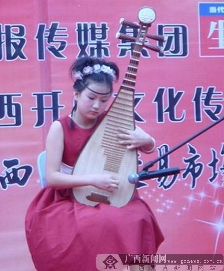 "麦姐"韦彦辰演绎爵士舞.