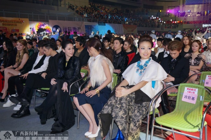 2013KPc(din)ϵģɫ