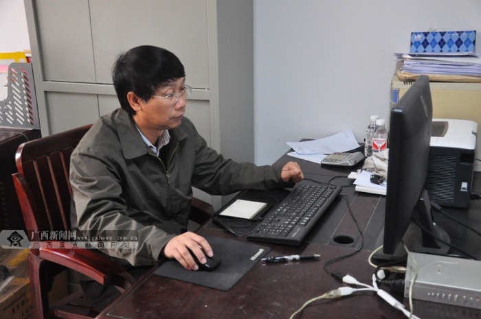 脸谱081期:荔枝龙眼"医生":朱建华(2/16)