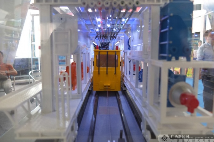 壺䶫Ƚչ  ռ䶨λȵ