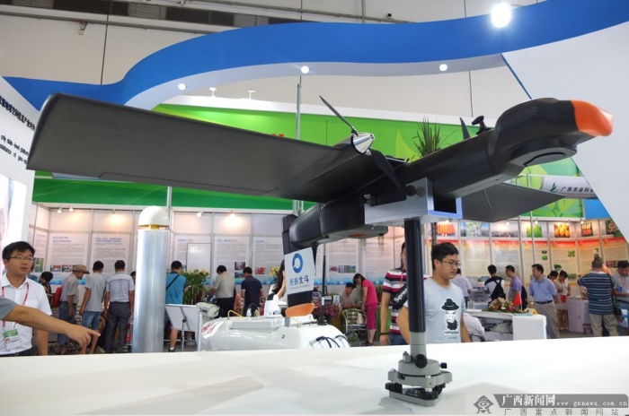 壺䶫Ƚչ  ռ䶨λȵ