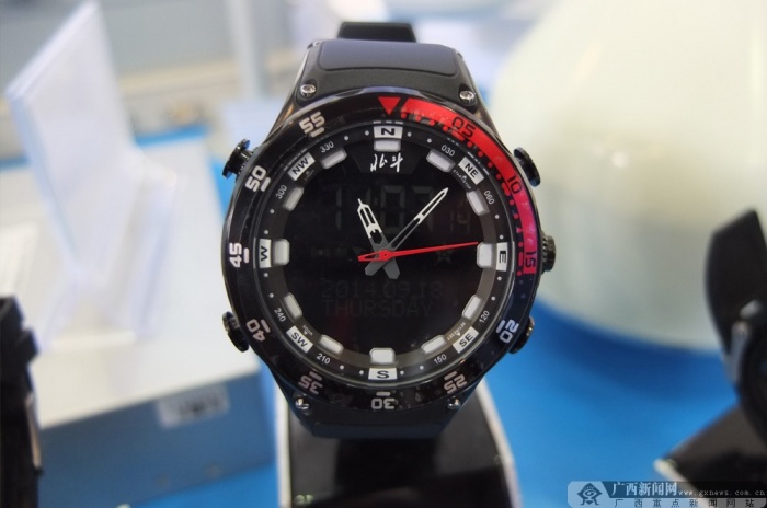 壺䶫Ƚչ  ռ䶨λȵ