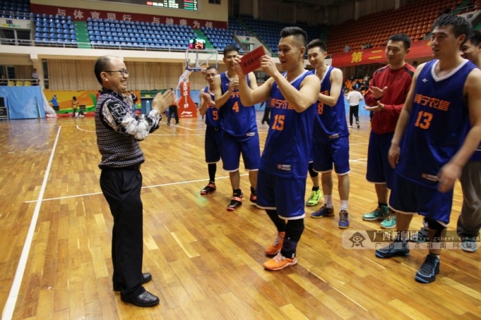 [1/4]ũ8156ʤ׳꣨ͼ