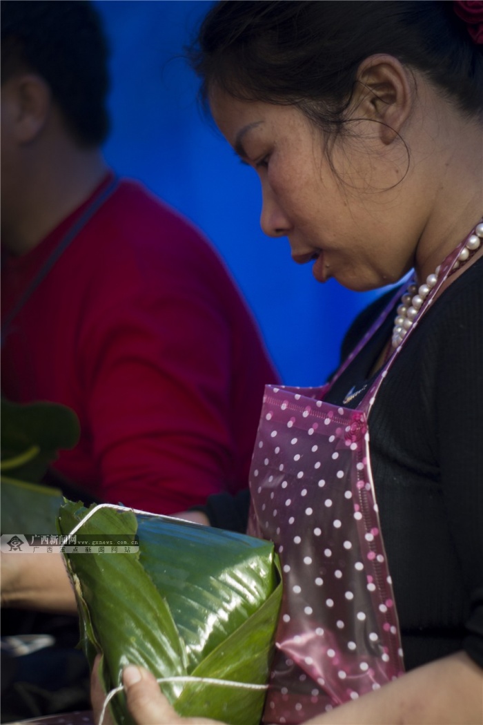 ���գ����������Ը������ζ