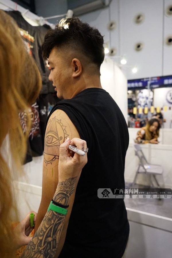 :80ϰڼTڈAһ(g)tattoo(y)(mng)