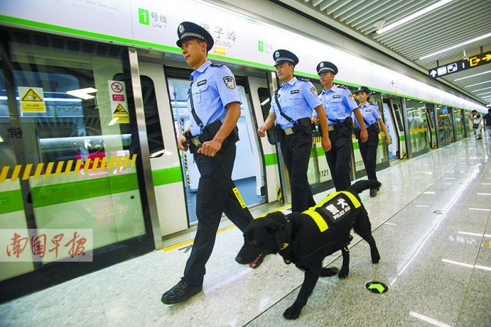 南宁开展地铁安保工作 753个摄像头监控10个站点-广西新闻图集