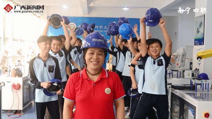 ��ʦ��|ְУ�޶���ʦ�Ļ�ʽ"���"Ҫ��Ҫ��ô��!