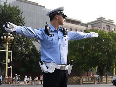 70��ʱ����Ӱ 70�м�֤��չ