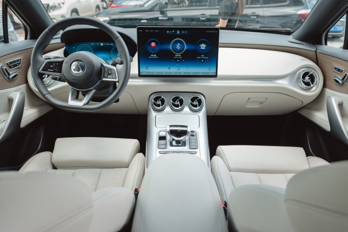 纯粹,向美而生 全新腾势x试驾会在南宁市拉开帷幕|手机广西网