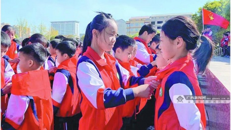 加快青少年红色研学旅行融合发展