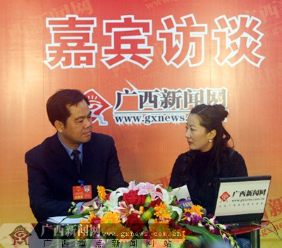 农弘代表作客本网"广西两会高端访谈"