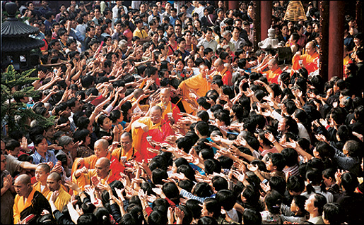 [原创]祈祷和谐 桂平西山"浴佛节"5月10-12日举行