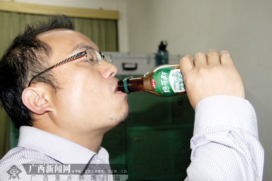 当心!喝零度葡萄酒也有可能测出酒驾 最好别开车