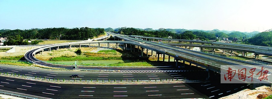 防城至东兴高速公路通车南宁至东兴可缩短40分钟