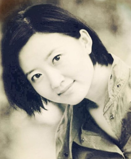 组图:柴静美国产女 昔日青涩照片曝光