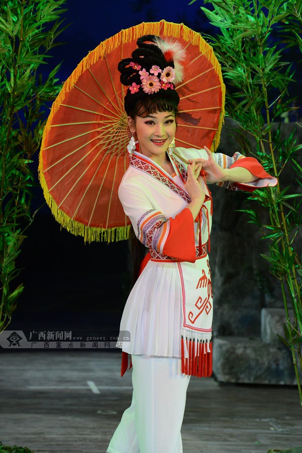 彩调剧刘三姐大胆创新将参加全国优秀剧展演17