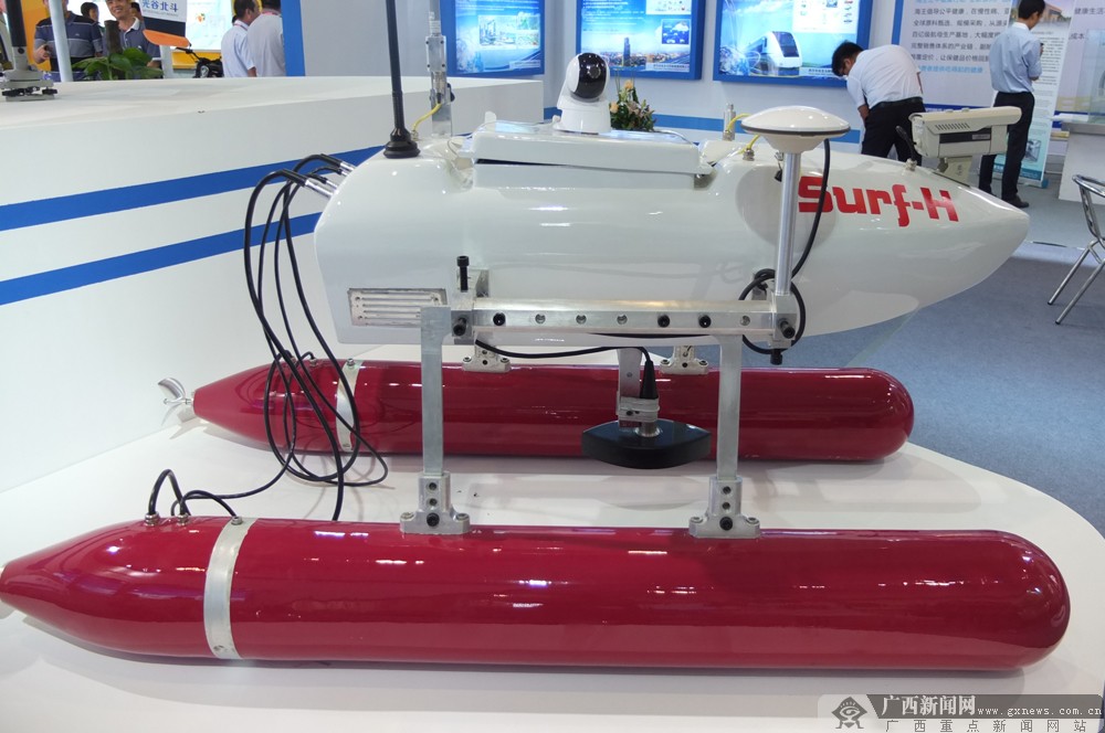 壺䶫Ƚչ  ռ䶨λȵ