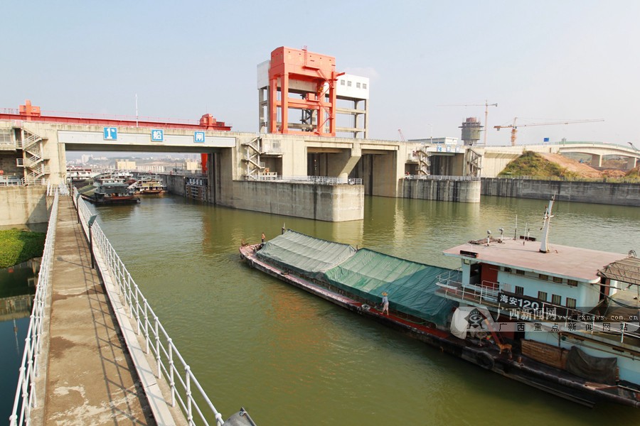 高清长洲水利枢纽成就桂东最大电源