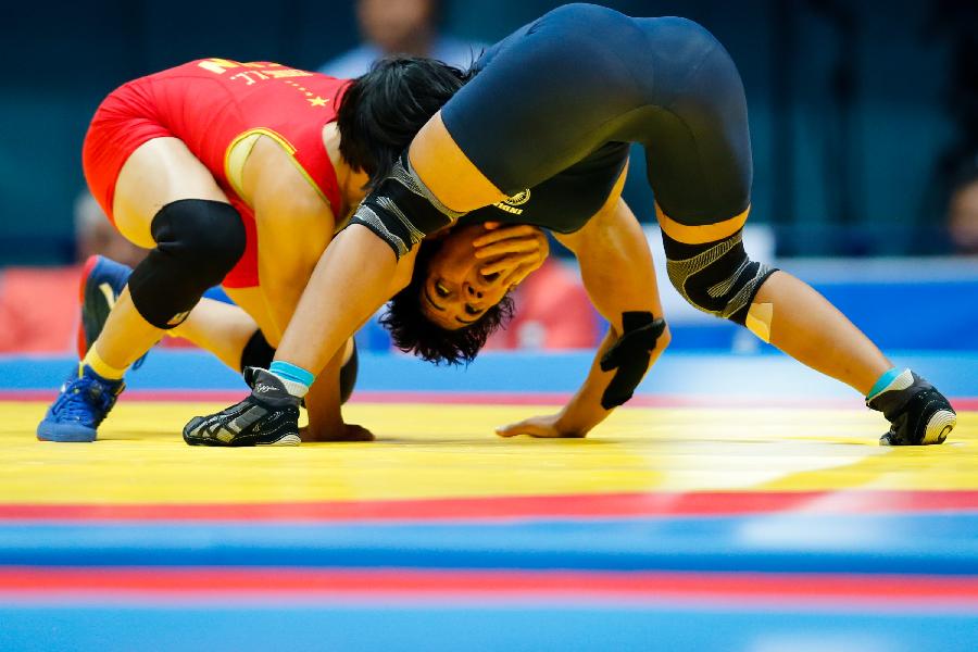 亚运会摔跤:女子自由式55公斤级 钟雪纯获季军