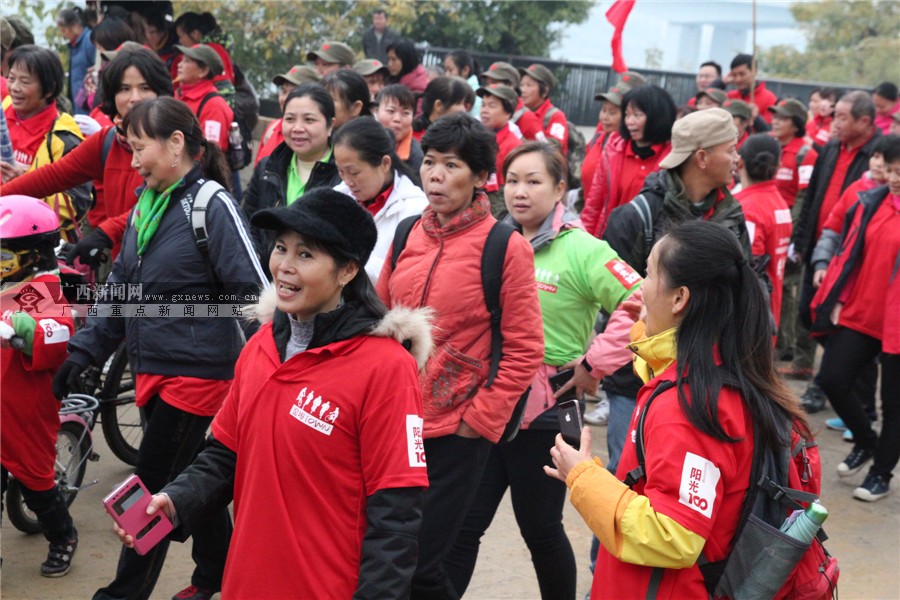柳州举办2014冬季全民徒步骑行活动近3000人参加915