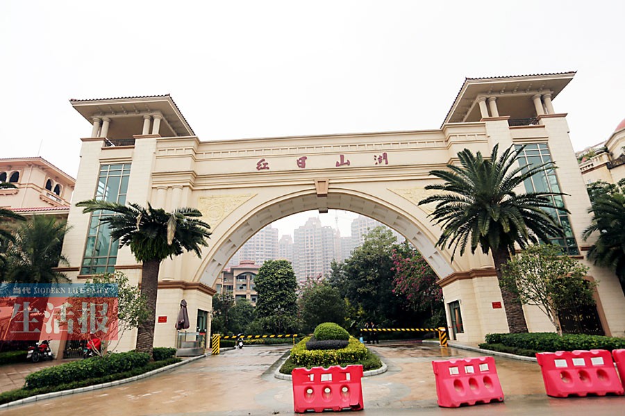 托斯卡纳的大门有古罗马建筑的气势.