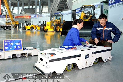 柳工自动导航物流车研发成功达到行业领先水平