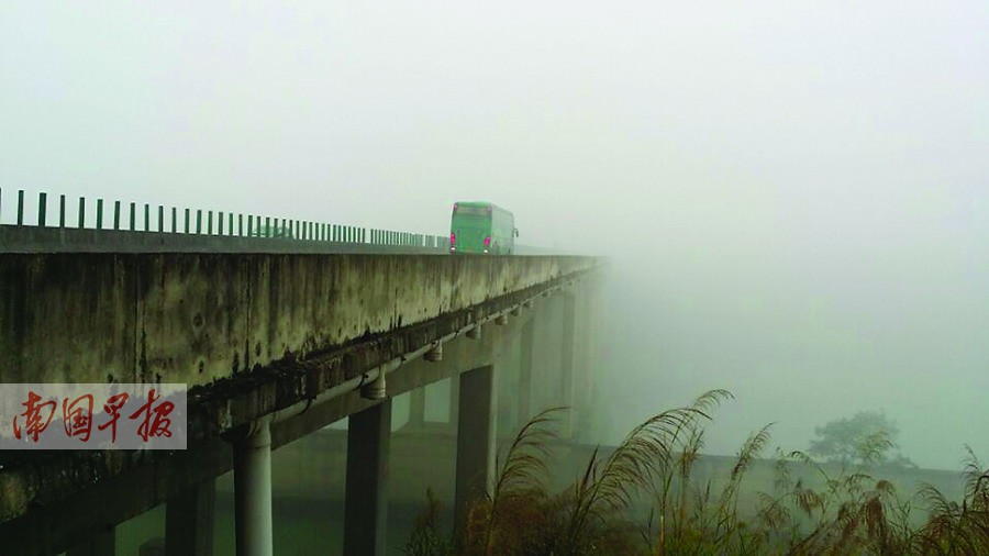 容易造成重大交通事故      广昆高速那莫大桥, 金鸡滩大桥,托洲大桥