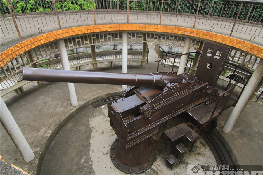 人民公园镇宁炮台.广西新闻网通讯员 何伟荣 摄