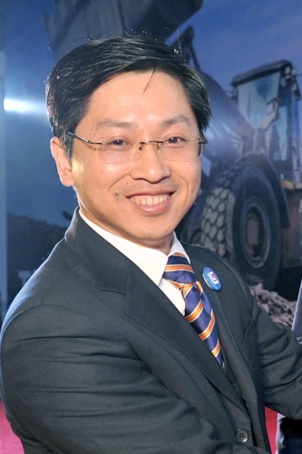 柳工机械副总裁黄建兵获评"2014中国cfo年度人物"