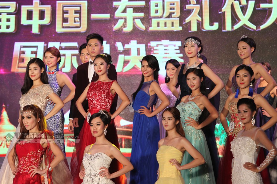 [۽]֮質춫 佱ԽϾ