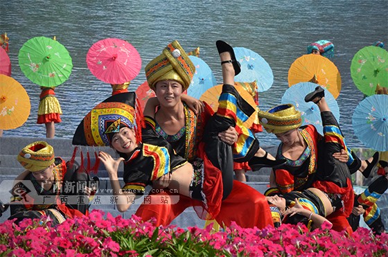 广西宜州第六届刘三姐文化旅游节开幕山歌如潮