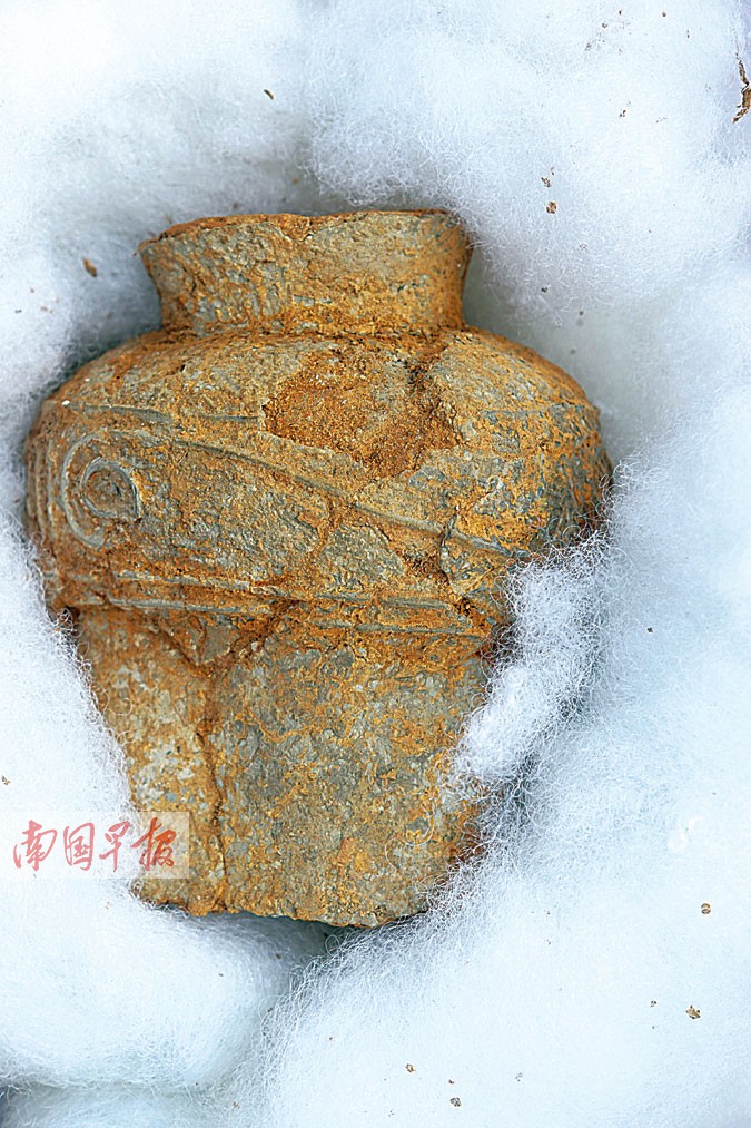 田东县利老遗址发现一批石器和陶器 精美陶杯惊艳 (3)