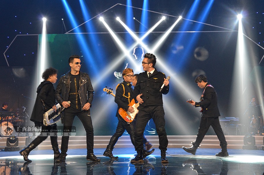 高清:2016广西原创歌曲春节晚会精彩纷呈 (5/10)