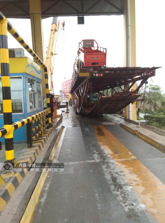 货车超长进退不得.