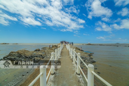 三娘灣旅遊資源和物產都十分豐富,是休閒度假的絕好去處.